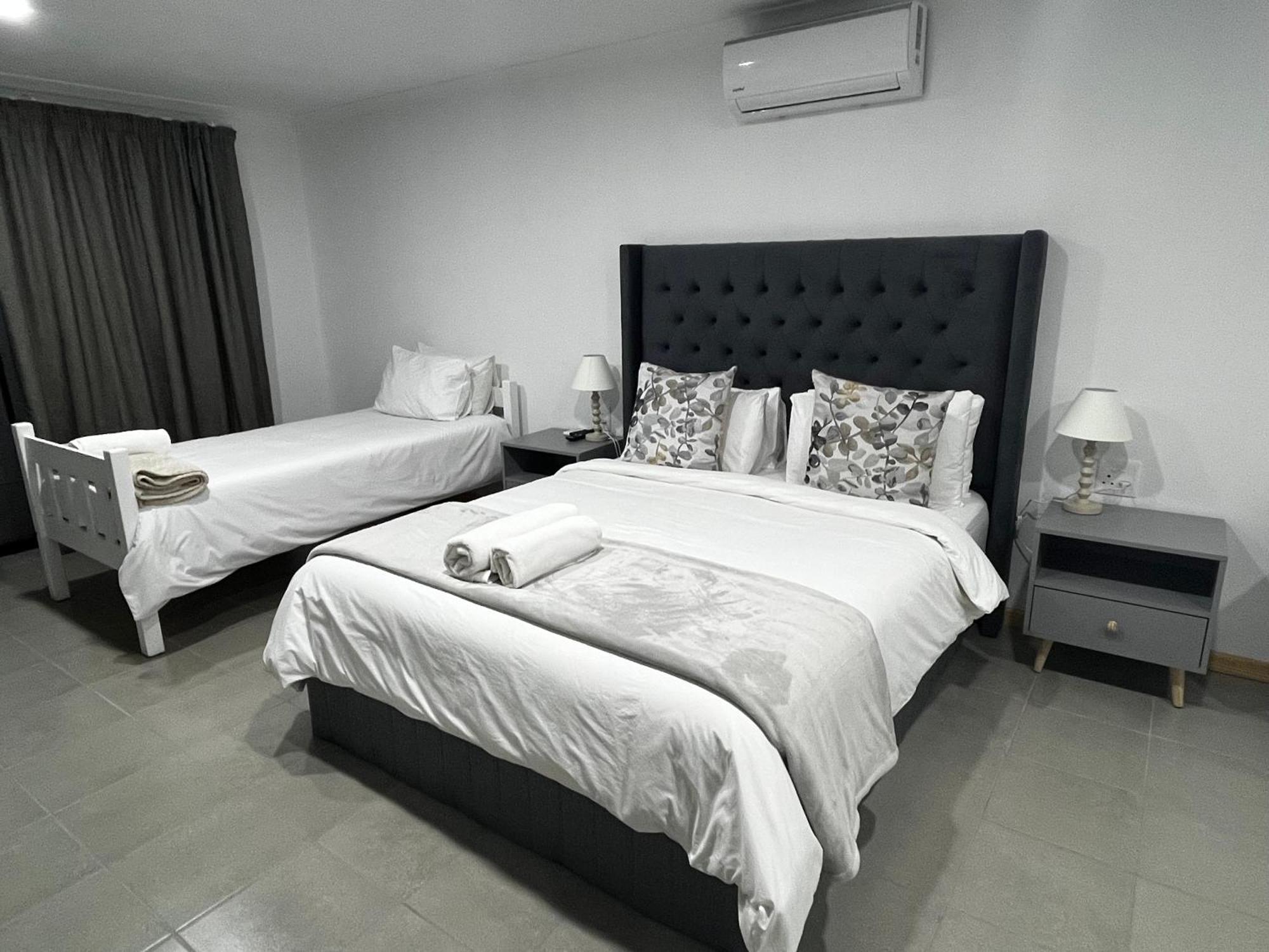 Cradock Guest House & Self Catering Kültér fotó